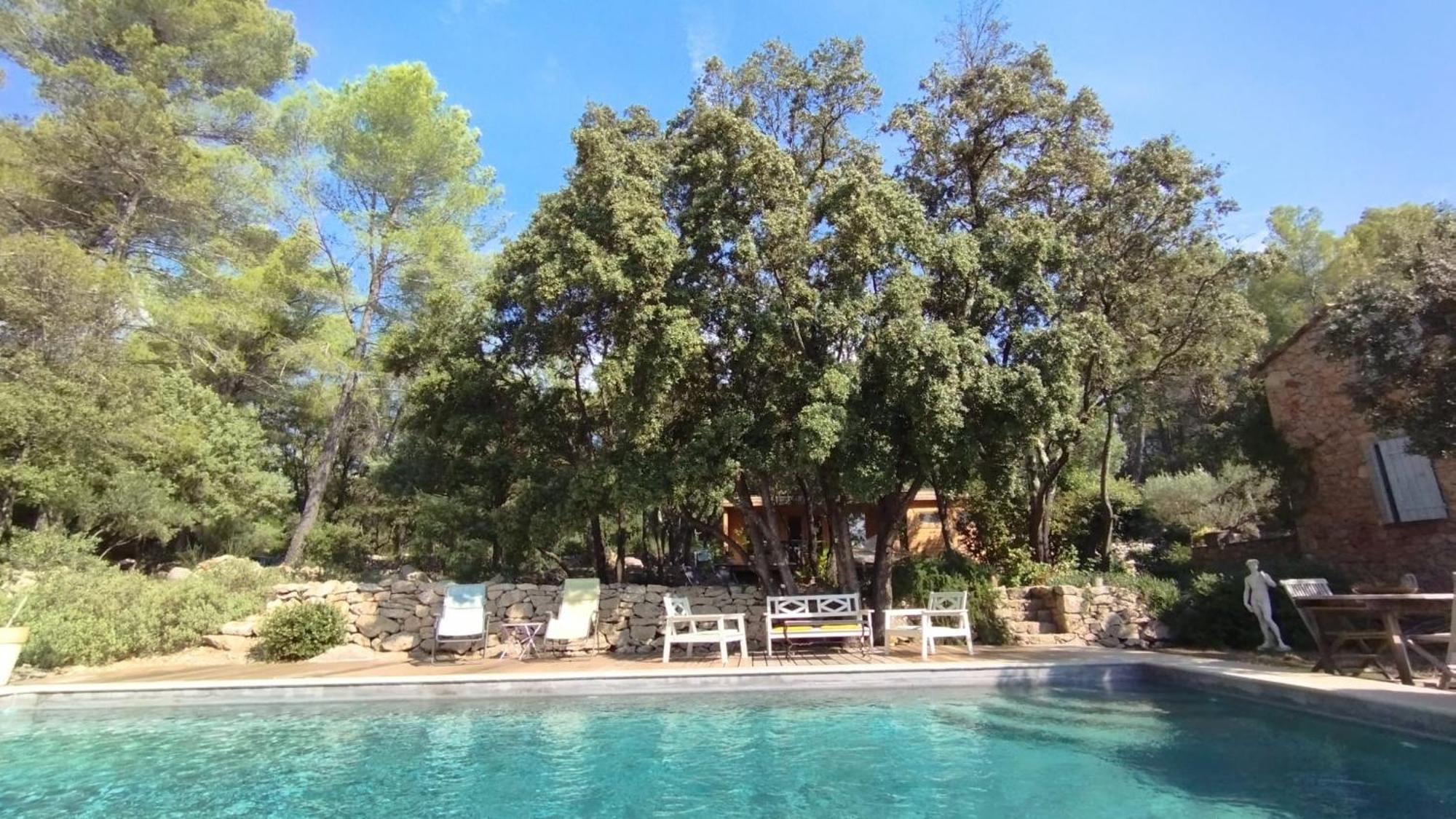 La Bergerie Des Colles Bed and Breakfast Entrecasteaux Eksteriør billede