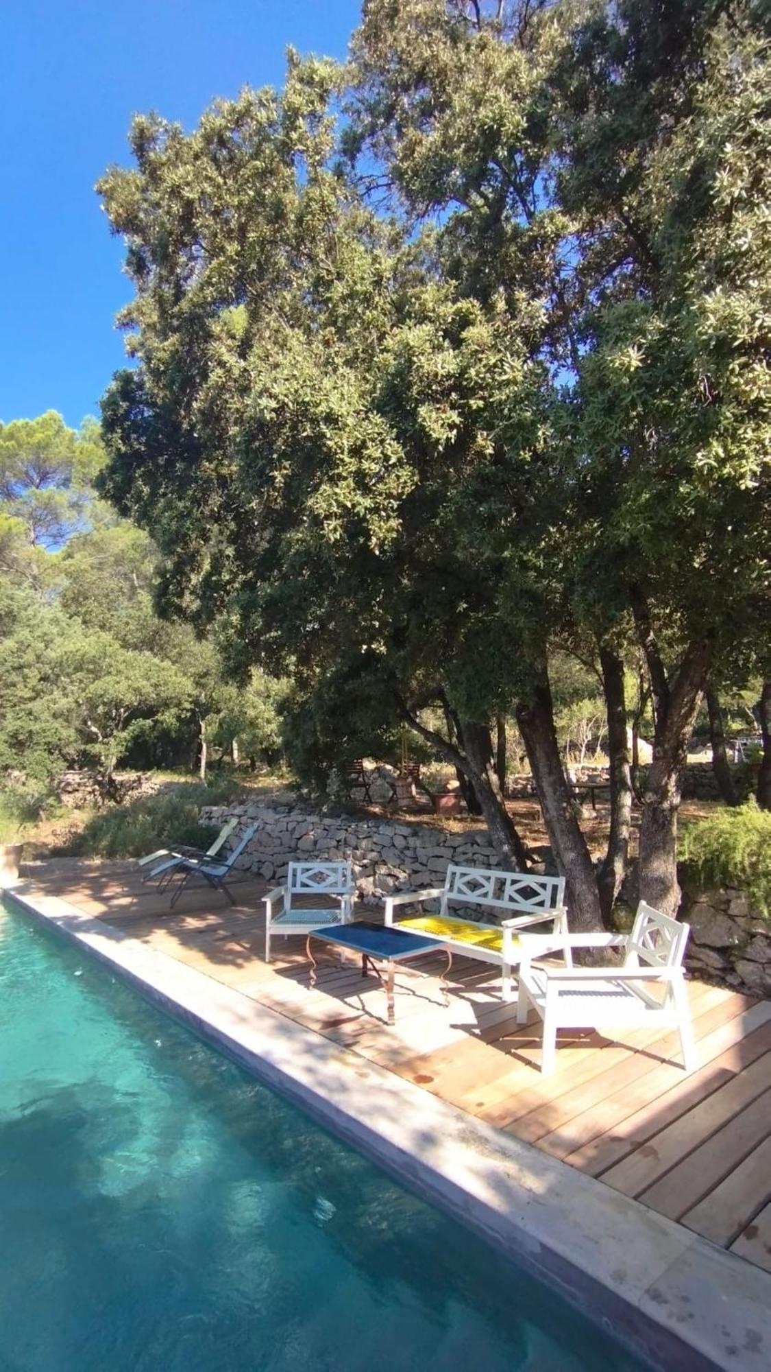 La Bergerie Des Colles Bed and Breakfast Entrecasteaux Eksteriør billede